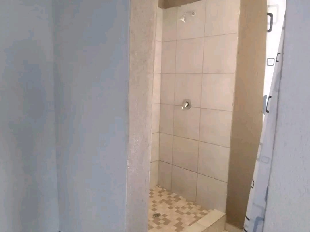 Available Rooms to Rent - Msholozi