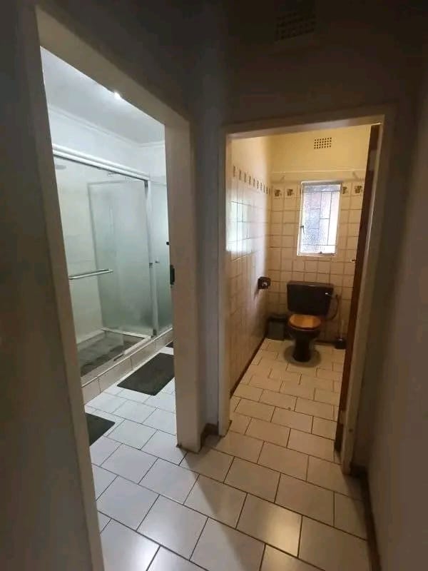 Fully Furnished Bachelor Unit - Stonehenge